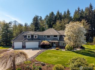 7025 Deerfield Park Drive NE, Olympia, WA