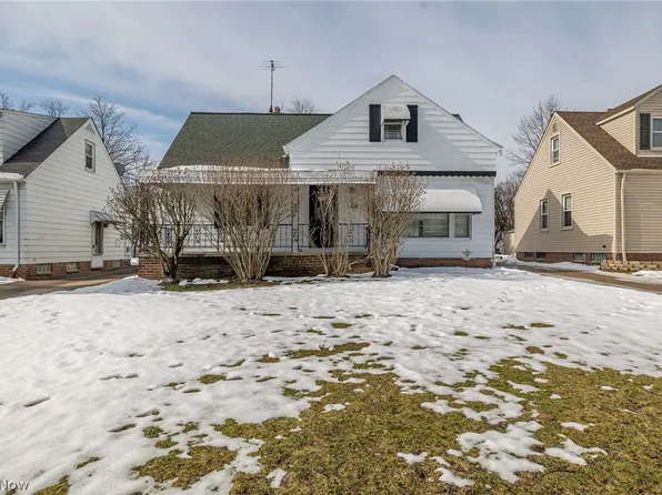 157 Flora Dr, Bedford, OH 44146