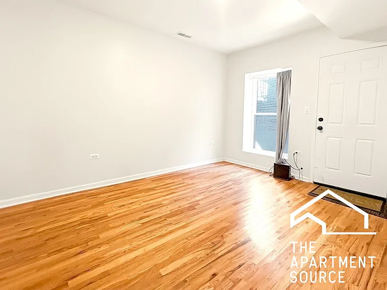 1638 W 18th Pl #1R — Photo 15