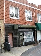 2nd image of 174 Highlawn Ave