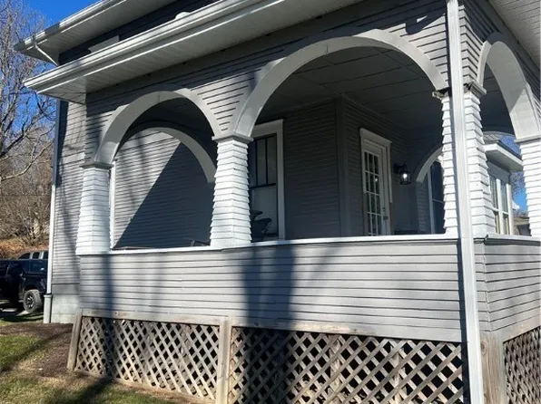 292 East St, Mt Pleasant, OH 43939
