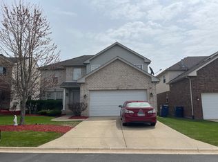 105 Stephens St, Matteson, IL 60443