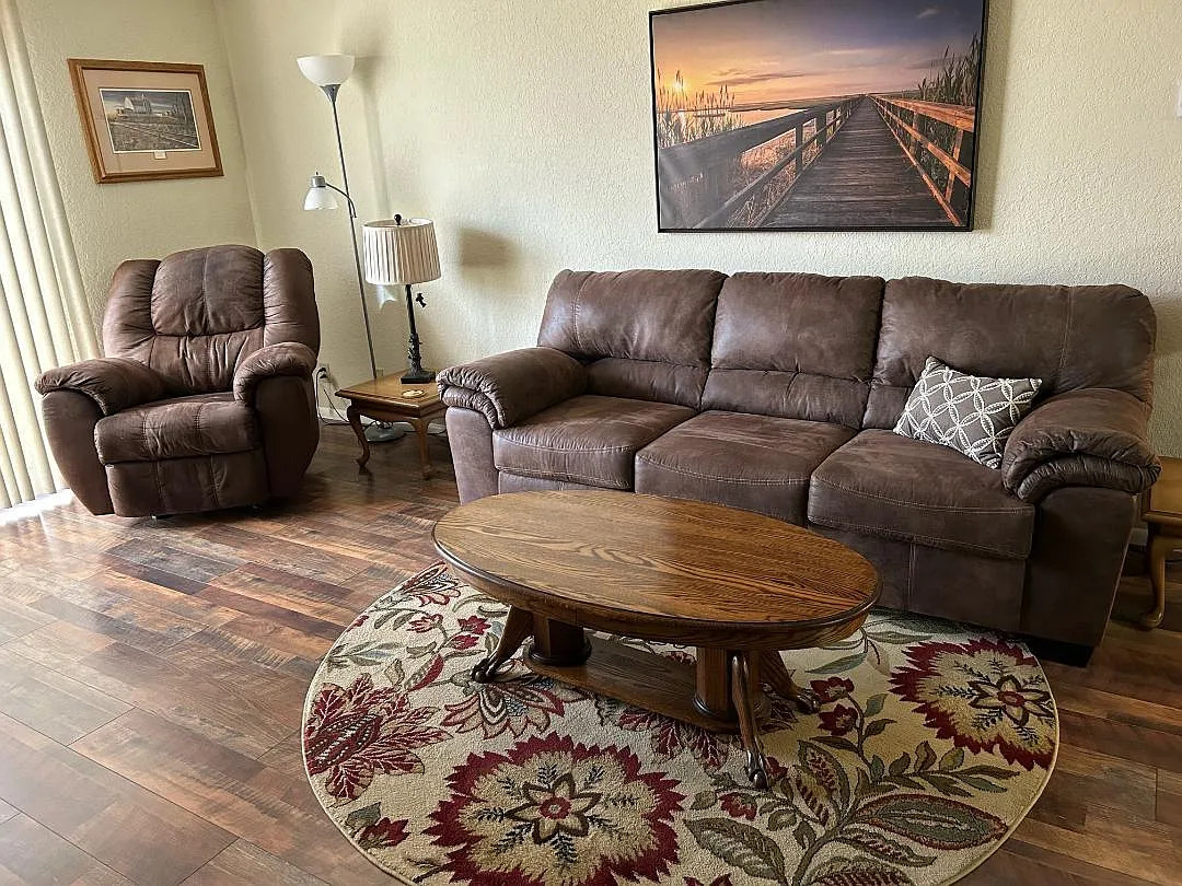 1 bed, 1.5 bath, 777 sqft, $1,600 — Photo 1