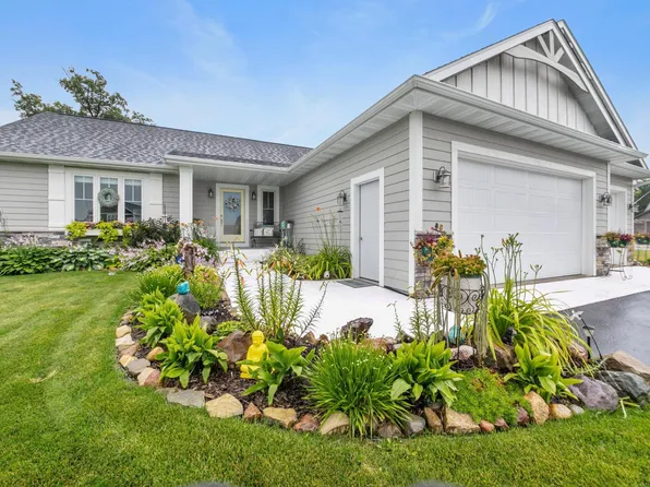 404 Westwood Dr, River Falls, WI 54022