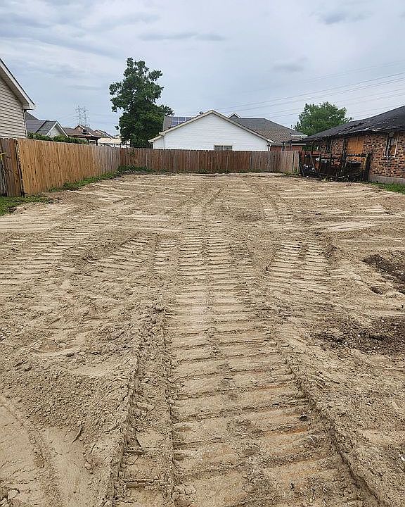 2nd image of 8505 W Napoleon Ave