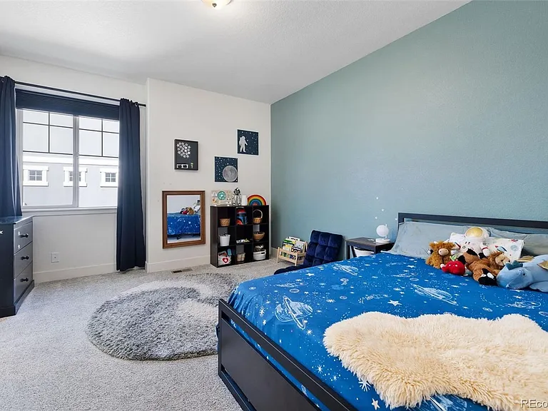 20551 Beekman Pl — Photo 17