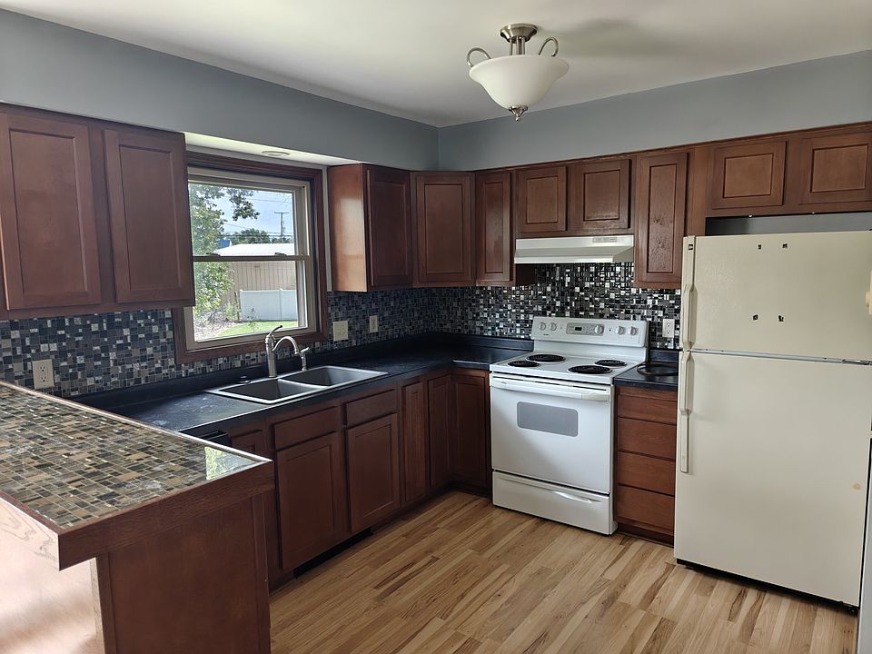 1st image of 3695 Robert Pl #1