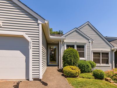 903 Sweetheart Path #903, Southington, CT, 06489