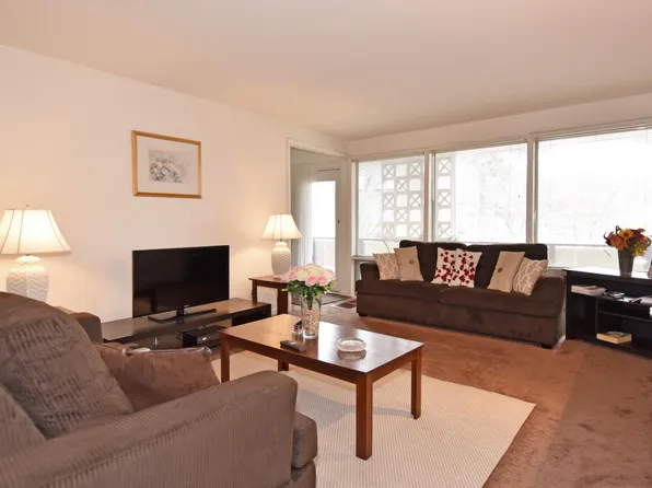 7515 Spring Lake Dr #7515, Rockville, MD 20817