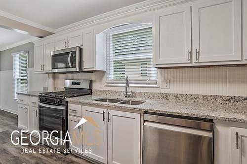 4th image of 4648 Mossburg Ct NE