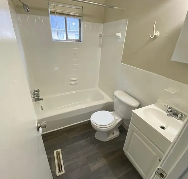 2201 Williamsburg Rd — Photo 6