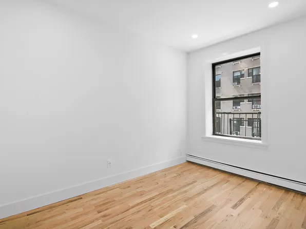 349 East 13th Street image 7 of 14