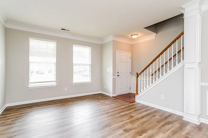 16315 Raptor Ct — Photo 4