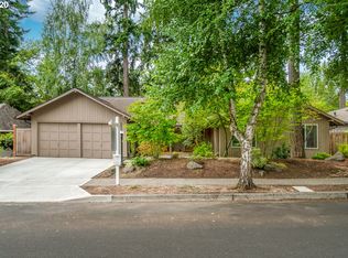 5680 SW Glenbrook Rd, Beaverton, OR 97007