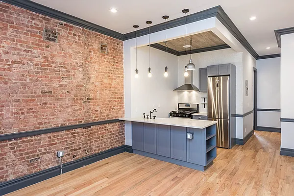 Rented by Nooklyn NYC LLC | media 27