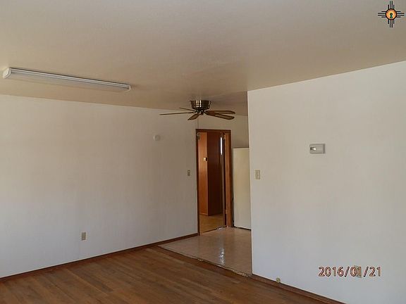 3rd image of 206 N Silver St