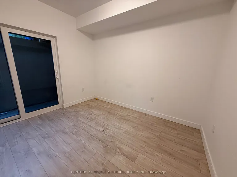 180 Clonmore Dr S #8 — Photo 16