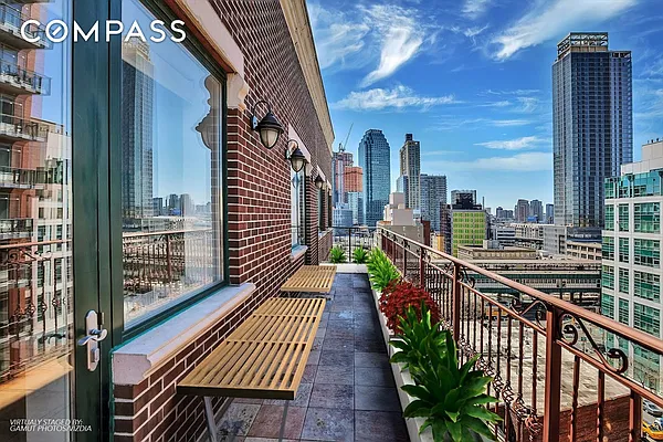 Sold by Compass | media 9