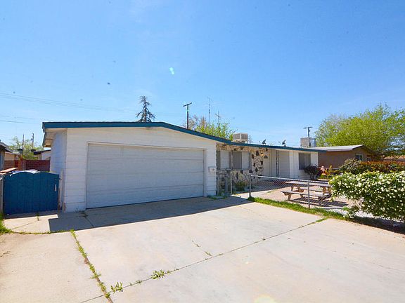3rd image of 2132 E Avenue Q5