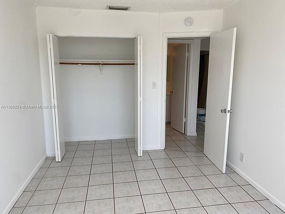 4th image of 3313 NE 33rd St #A