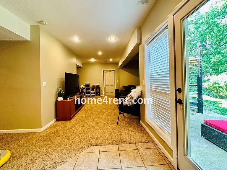 12648 S Hallet St — Photo 56