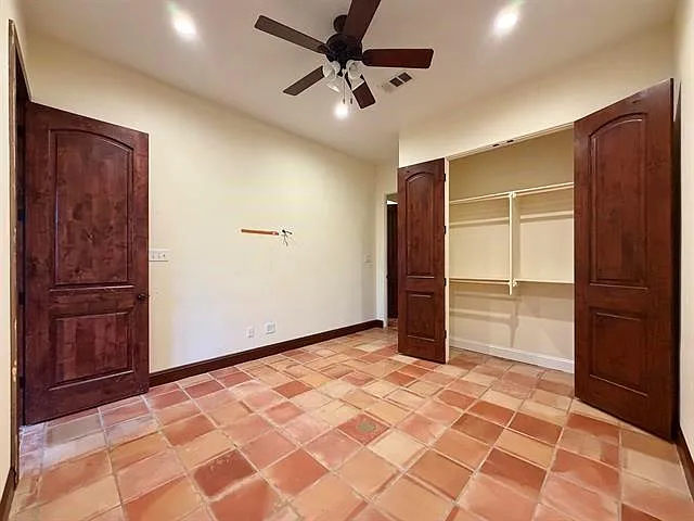 12410 Keith Rd — Photo 40