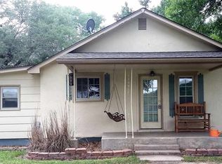 1127 SE River Rd, El Dorado, KS 67042