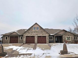 505 8th St NW, Melrose, MN 56352