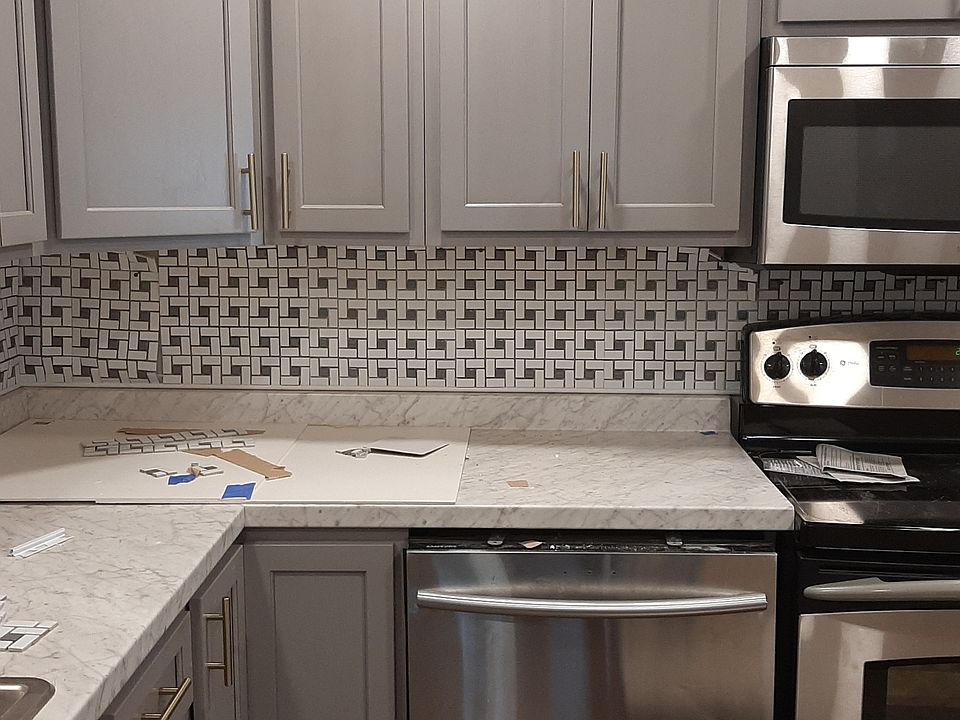 2nd image of 14 Mary St