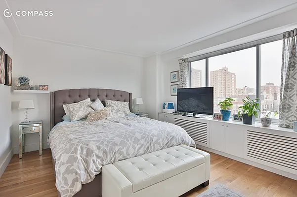 Rented by Compass | media 14