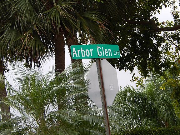 5th image of 5105 Arbor Glen Cir