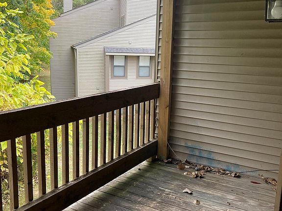 2nd image of 2708 W Willowlake Dr