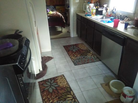 4th image of 154 W Columbia Ave