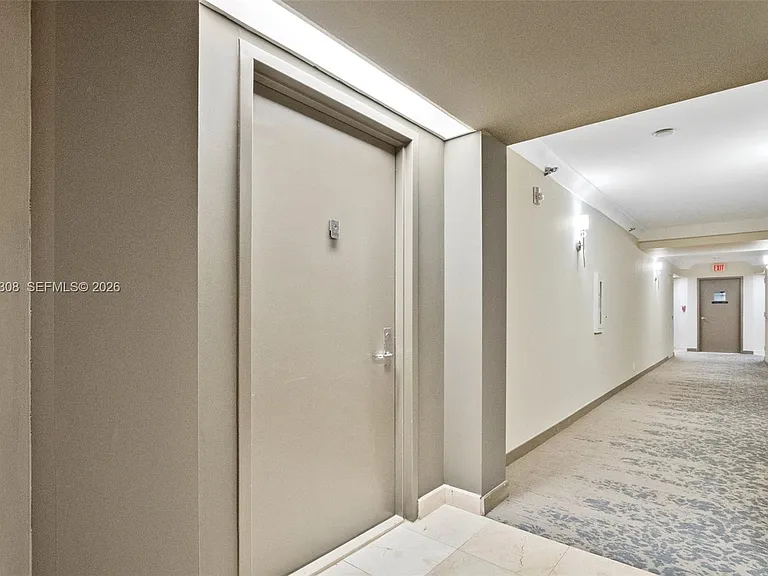 3400 NE 192nd St #1707 — Photo 3