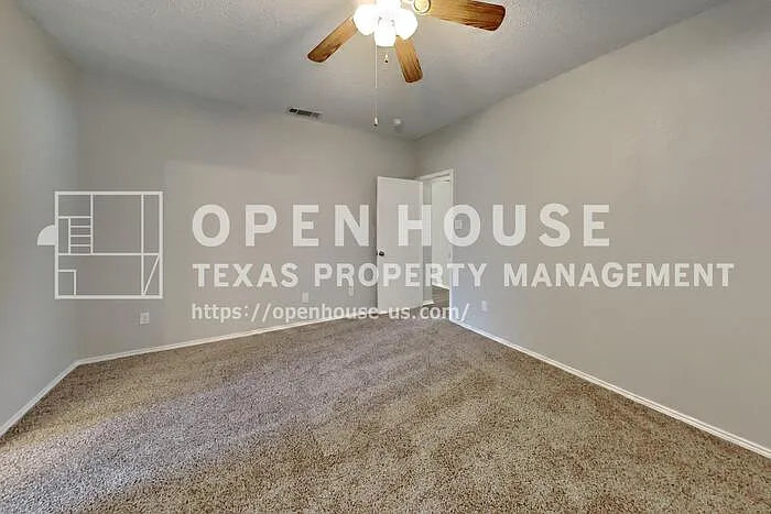 625 Creekview Dr — Photo 10