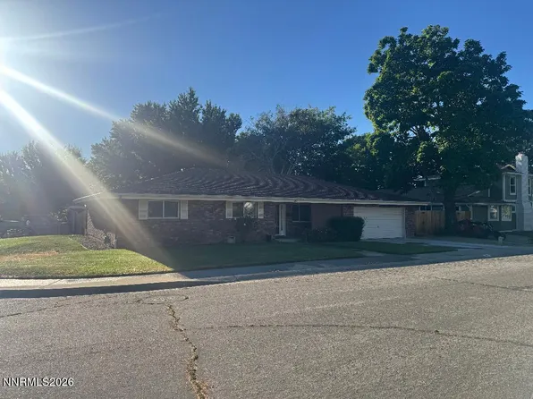 407 Bunker Hill Dr, Carson City, NV 89703