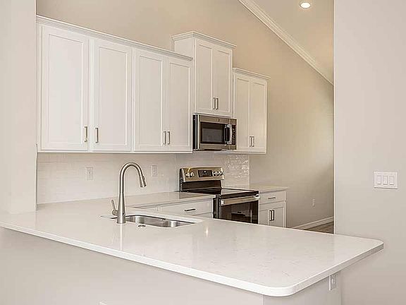 4th image of 23955 Collina Way #201