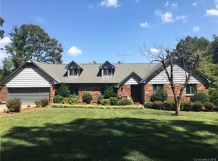 504 Trenton St, Mount holly, NC 28120