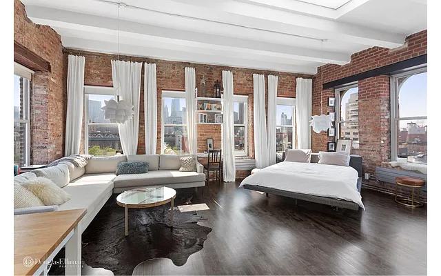 Rented by Douglas Elliman | media 16