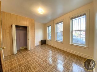 29-10 Newtown Ave #1C, Astoria, NY 11102