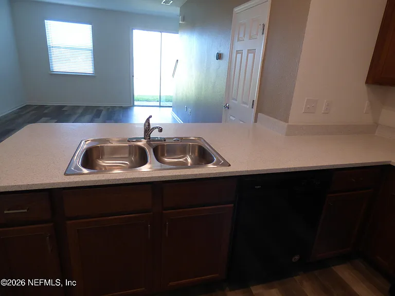 7876 Merchants Way — Photo 6