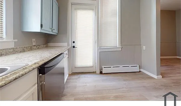 3 bed, 1185 sqft, $1,775 — Photo 4