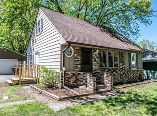 1901 Dieter St N, Maplewood, MN 55109