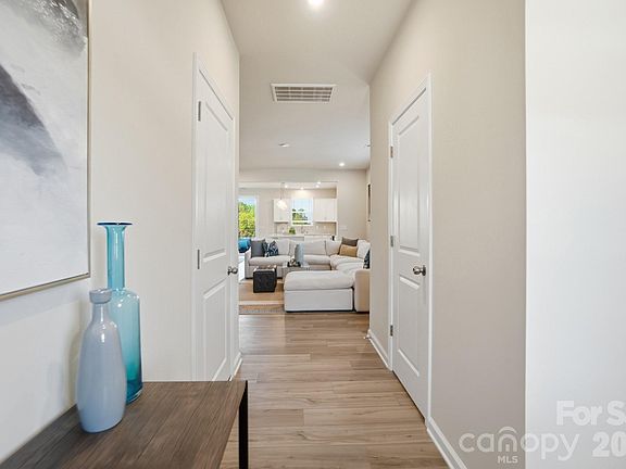 3rd image of 645 Cassidy Ct