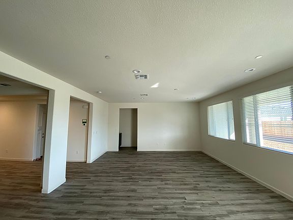 3rd image of 2041 Coffee Creek Way