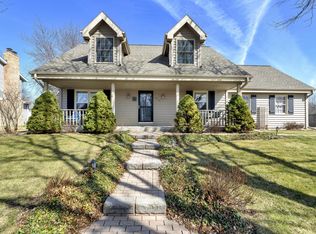 8235 42nd Ave, Kenosha, WI 53142