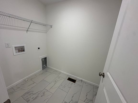 2nd image of 5042 Anna Creek Way #Fb13