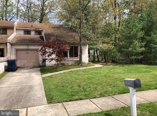 60 Peregrine Dr, Voorhees, NJ 08043