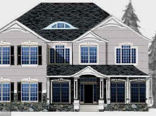 9104 Rouen Ln, Potomac, MD 20854