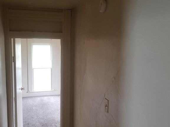 5th image of 1325 Pearl St Floor 2